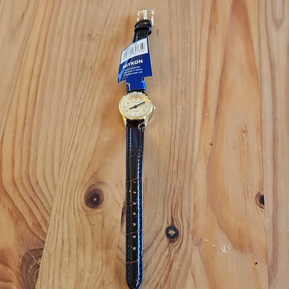 NWT Miykon Watch